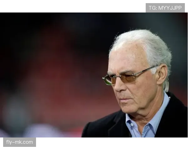 贝肯鲍尔传球艺术再现：重塑比赛节奏与空间，引发足坛新关注