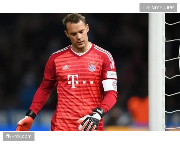 诺伊尔防线体系持续提升,重新定义现代足球的防守策略与趋势分析 诺伊尔防线体系持续提升,重新定义现代足球的防守策略与趋势分析