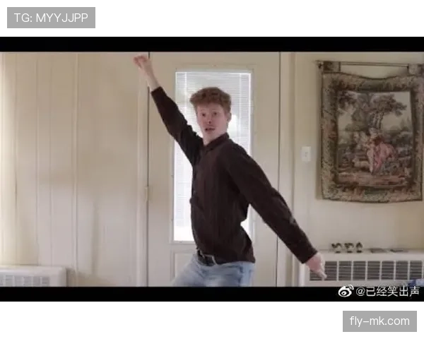 萨卡赛后把名牌靴子换成拖鞋直奔地铁，看到那反差我笑出了声